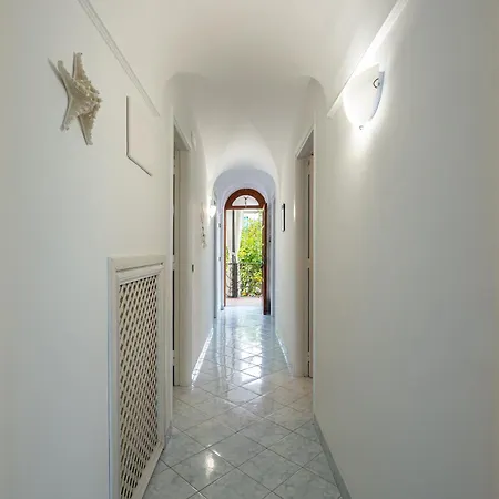 A Varca Ra Neve * Capri
