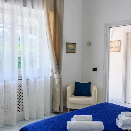 A Varca Ra Neve カプリ