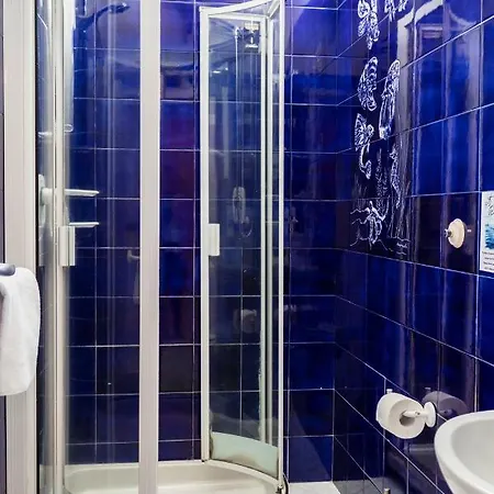 A Varca Ra Neve Capri